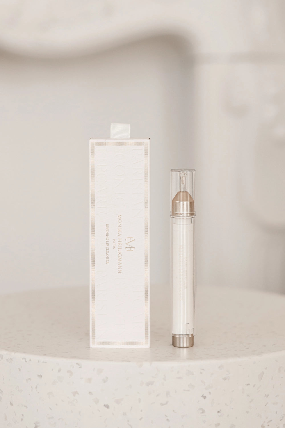 Refining Lip Cleanser