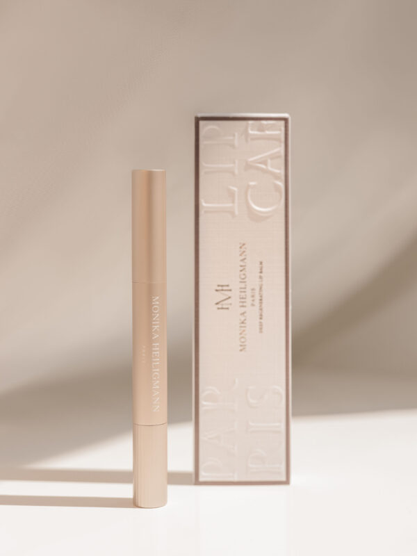 Deep Regenerating Lip Balm - Image 3